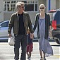 Nom du fichier=SeanandCharlizetakelittleJacksonoutforbrunch_11.jpg
Taille du fichier=342Ko
Dimensions : 1205x1566
Ajouté le : 12 Mars 2015 SeanandCharlizetakelittleJacksonoutforbrunch_11.jpg