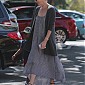 Nom du fichier=SeanandCharlizetakelittleJacksonoutforbrunch_18.jpg
Taille du fichier=338Ko
Dimensions : 1074x1611
Ajouté le : 12 Mars 2015 SeanandCharlizetakelittleJacksonoutforbrunch_18.jpg