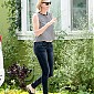 Nom du fichier=CharlizeTheronTakesStroll_04.jpg
Taille du fichier=252Ko
Dimensions : 744x1000
Ajouté le : 18 Mars 2015 CharlizeTheronTakesStroll_04.jpg