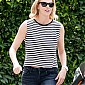 Nom du fichier=CharlizeTheronTakesStroll_17.jpg
Taille du fichier=182Ko
Dimensions : 705x1000
Ajouté le : 18 Mars 2015 CharlizeTheronTakesStroll_17.jpg