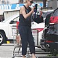 Nom du fichier=Charlize-Theron-Stops-By-Whole-Foods-12.jpg
Taille du fichier=551Ko
Dimensions : 1472x1820
Ajouté le : 19 Mars 2015 Charlize-Theron-Stops-By-Whole-Foods-12.jpg