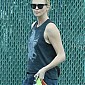 Nom du fichier=Charlize-Theron-Takes-Jackson-To-A-Dance-Class-2.jpg
Taille du fichier=175Ko
Dimensions : 804x1024
Ajouté le : 19 Mars 2015 Charlize-Theron-Takes-Jackson-To-A-Dance-Class-2.jpg