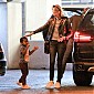 Nom du fichier=SeanandJacksonwaitforCharlize_27.jpg
Taille du fichier=679Ko
Dimensions : 1513x1650
Ajouté le : 20 Mars 2015 SeanandJacksonwaitforCharlize_27.jpg