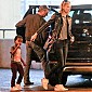 Nom du fichier=SeanandJacksonwaitforCharlize_33.jpg
Taille du fichier=752Ko
Dimensions : 1429x1650
Ajouté le : 20 Mars 2015 SeanandJacksonwaitforCharlize_33.jpg