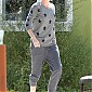 Nom du fichier=shelooksgoodinsweatpants_02.jpg
Taille du fichier=536Ko
Dimensions : 1299x1950
Ajouté le : 11 Avril 2015 shelooksgoodinsweatpants_02.jpg