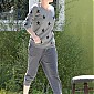 Nom du fichier=shelooksgoodinsweatpants_03.jpg
Taille du fichier=510Ko
Dimensions : 1300x1950
Ajouté le : 11 Avril 2015 shelooksgoodinsweatpants_03.jpg