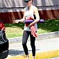 Nom du fichier=LeavingayogaclassinWestHollywood_16.jpg
Taille du fichier=654Ko
Dimensions : 1315x1958
Ajouté le : 17 Avril 2015 LeavingayogaclassinWestHollywood_16.jpg