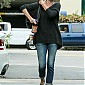 Nom du fichier=CharlizeTheron_walkinginCulverCity_10.jpg
Taille du fichier=186Ko
Dimensions : 913x1370
Ajouté le : 24 Avril 2015 CharlizeTheron_walkinginCulverCity_10.jpg