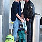 Nom du fichier=JFKAirportNY_Charlize23.jpg
Taille du fichier=449Ko
Dimensions : 1300x1950
Ajouté le : 16 Mai 2015 JFKAirportNY_Charlize23.jpg
