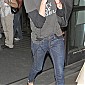 CharlizeTheronarrivesLAX_009.JPG