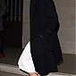 Nom du fichier=CtleavingahotelinLondon_01.jpg
Taille du fichier=285Ko
Dimensions : 945x1800
Ajouté le : 15 Novembre 2011 CtleavingahotelinLondon_01.jpg