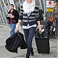 Nom du fichier=CTarrivingatJFKAirport16nov_36.jpg
Taille du fichier=513Ko
Dimensions : 1217x1800
Ajouté le : 17 Novembre 2011 CTarrivingatJFKAirport16nov_36.jpg