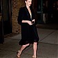 28novleavingherManhattanhotel_01.jpg
