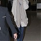Nom du fichier=CharlizeTheronat_NewarkAirportNewJersey_08.jpg
Taille du fichier=399Ko
Dimensions : 1127x1800
Ajouté le : 08 Décembre 2011 CharlizeTheronat_NewarkAirportNewJersey_08.jpg