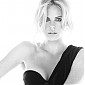 Nom du fichier=DiorParfumscampaign2010_20.jpg
Taille du fichier=120Ko
Dimensions : 1279x960
Ajouté le : 27 Avril 2013 DiorParfumscampaign2010_20.jpg