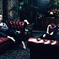 img-charlize-and-kristen-06.jpg