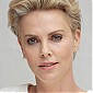 CharlizeTheron_AMillionWaysToDieInTheWestpressconference_03.jpg