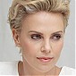 CharlizeTheron_AMillionWaysToDieInTheWestpressconference_07.jpg