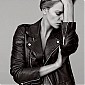 Nom du fichier=Charlize_BjarneJonasson_05.jpg
Taille du fichier=141Ko
Dimensions : 772x1024
Ajouté le : 06 Mai 2015 Charlize_BjarneJonasson_05.jpg