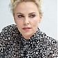 Nom du fichier=VeraAnderson_09.jpg
Taille du fichier=86Ko
Dimensions : 395x594
Ajouté le : 10 Mai 2015 VeraAnderson_09.jpg