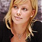 Nom du fichier=MonsterPressConferenceBeverlyhills_09.jpg
Taille du fichier=45Ko
Dimensions : 391x600
Ajouté le : 19 Octobre 2008 MonsterPressConferenceBeverlyhills_09.jpg