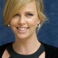 Charlize_Theron_Vera_Anderson_Portraits_2007_14.jpg