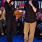 Nom du fichier=MTVsTRL_13oct2005_23.jpg
Taille du fichier=60Ko
Dimensions : 403x600
Ajouté le : 26 Mars 2009 MTVsTRL_13oct2005_23.jpg