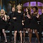 Nom du fichier=SNL1661_SET_PHOTOS007.jpg
Taille du fichier=495Ko
Dimensions : 2000x1333
Ajouté le : 11 Mai 2014 SNL1661_SET_PHOTOS007.jpg