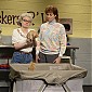 Nom du fichier=SNL1661_SET_PHOTOS049.jpg
Taille du fichier=494Ko
Dimensions : 2000x1333
Ajouté le : 11 Mai 2014 SNL1661_SET_PHOTOS049.jpg