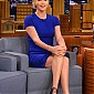 CharlizeT_TheTonightShowstarringJimmyFallon20mai_11.jpg