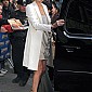 Nom du fichier=leavesShowDavidLetterman_04.jpg
Taille du fichier=295Ko
Dimensions : 1333x2000
Ajouté le : 02 Août 2008 leavesShowDavidLetterman_04.jpg