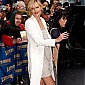 Nom du fichier=leavesShowDavidLetterman_12.jpg
Taille du fichier=323Ko
Dimensions : 1400x1747
Ajouté le : 02 Août 2008 leavesShowDavidLetterman_12.jpg