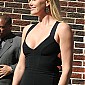Nom du fichier=visitsLateShowwithDavidLetterman24Jun_33.jpg
Taille du fichier=374Ko
Dimensions : 1265x2000
Ajouté le : 28 Juin 2008 visitsLateShowwithDavidLetterman24Jun_33.jpg